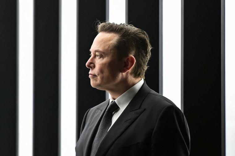 SpaceX hit by surging AI costs as insiders prepare to sell their shares